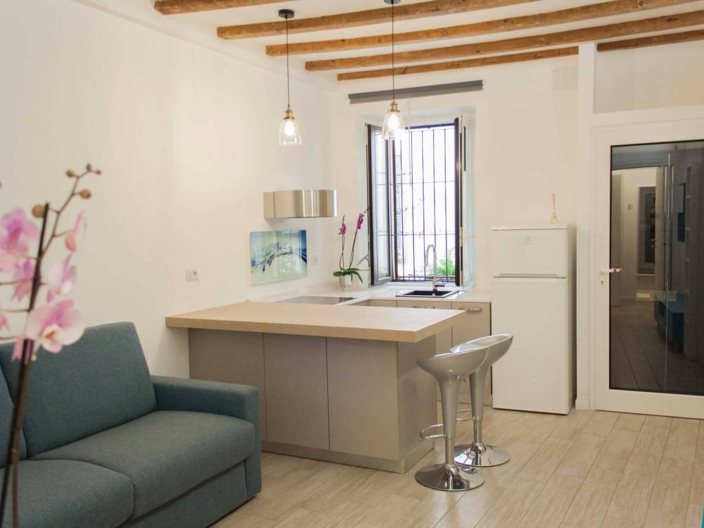 appartamento in affitto a Milano in zona Sant'Ambrogio