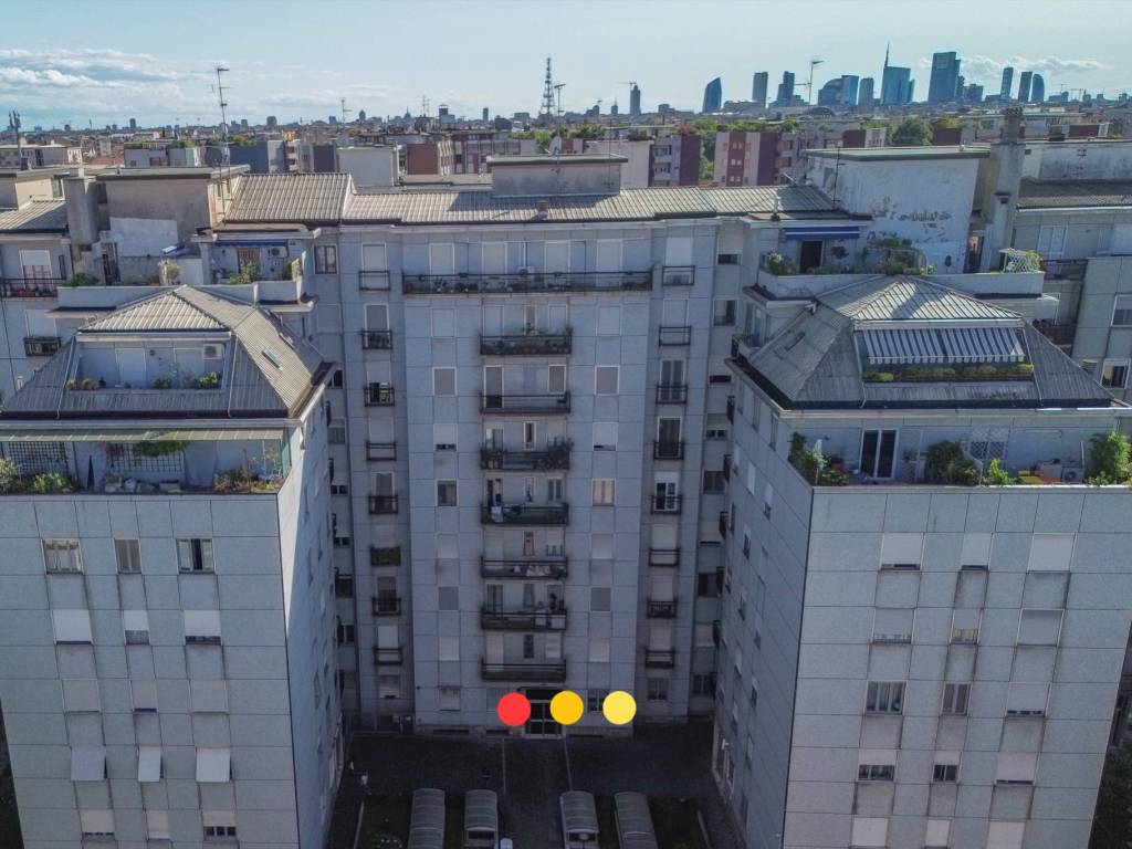 appartamento in affitto a Milano in zona Adriano