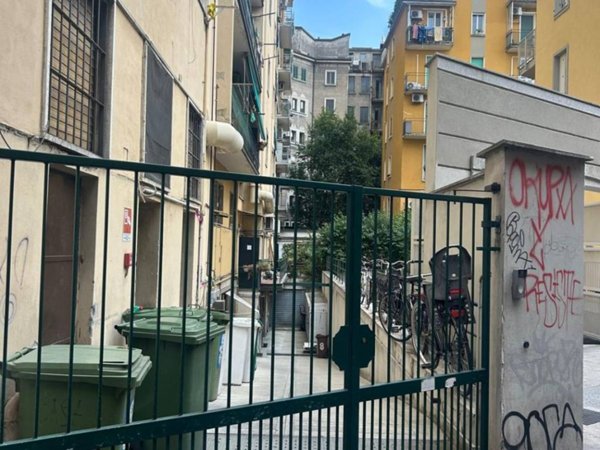 negozio in affitto a Milano