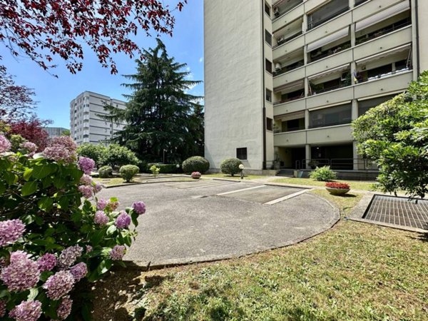appartamento in affitto a Milano in zona Famagosta