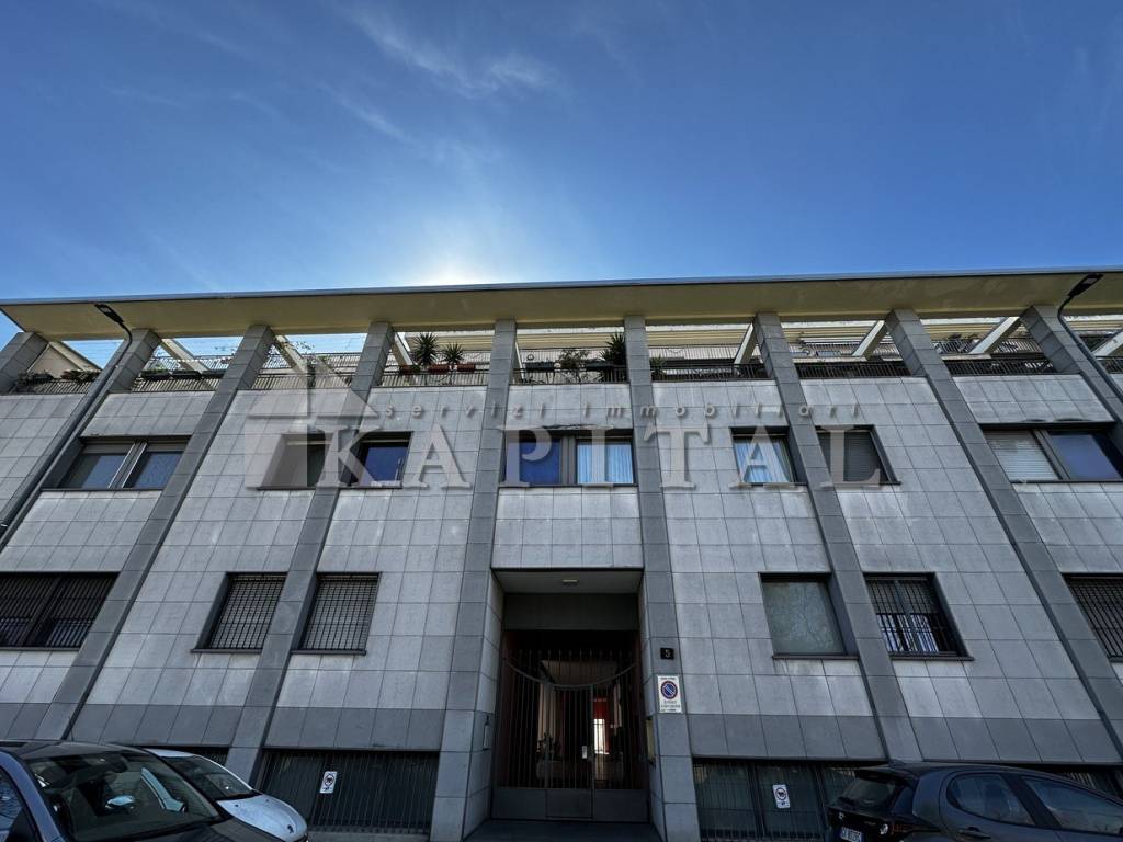 ufficio in affitto a Milano in zona Precotto