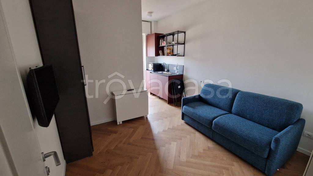 appartamento in affitto a Milano in zona Vigentino