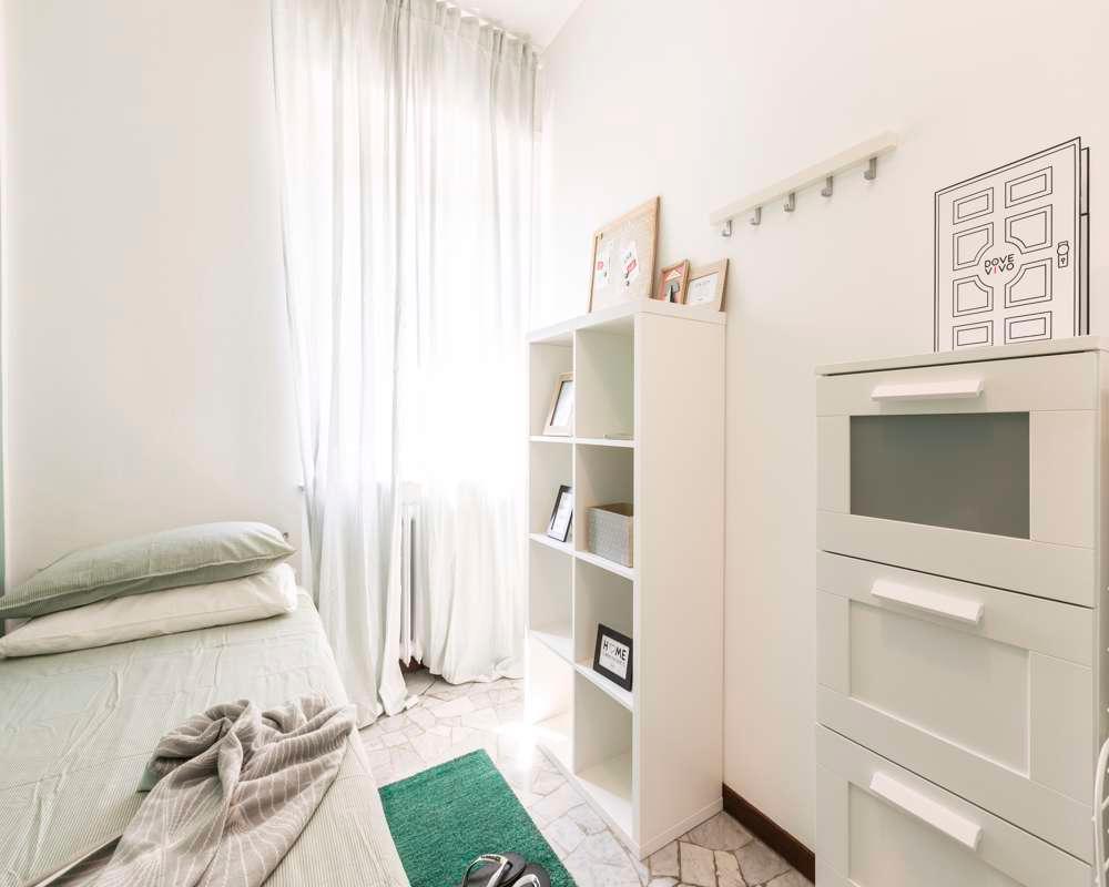 appartamento in affitto a Milano in zona Lorenteggio