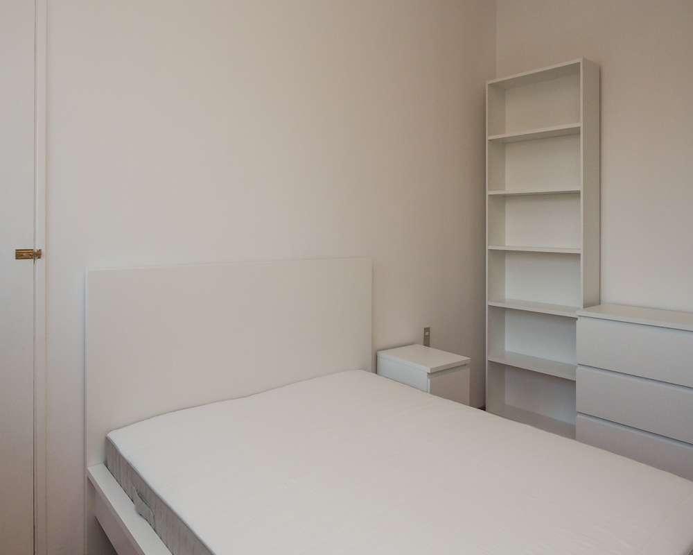 appartamento in affitto a Milano in zona Lorenteggio