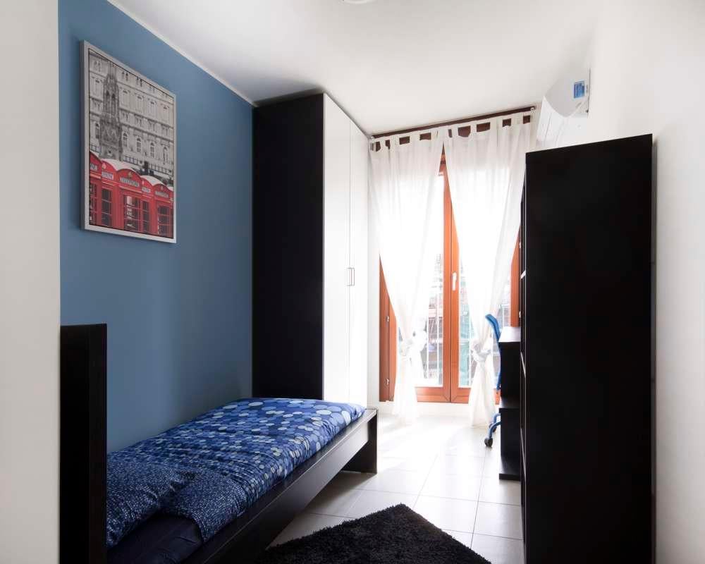 appartamento in affitto a Milano in zona Lorenteggio