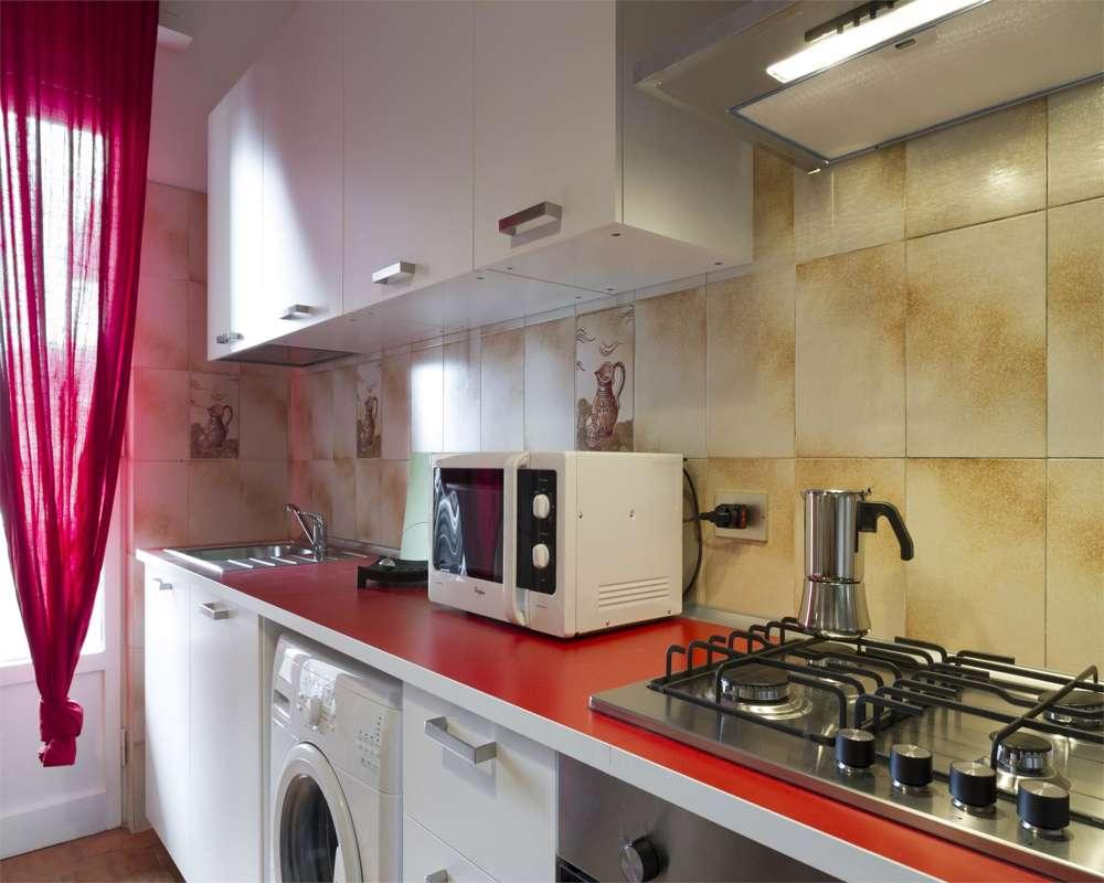 appartamento in affitto a Milano in zona Lorenteggio