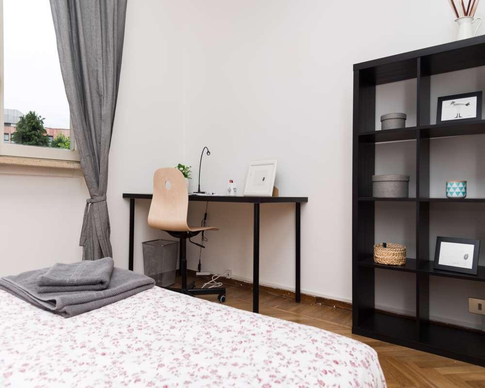 appartamento in affitto a Milano in zona Lorenteggio