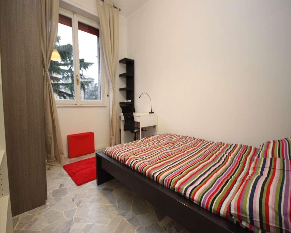 appartamento in affitto a Milano in zona Lorenteggio