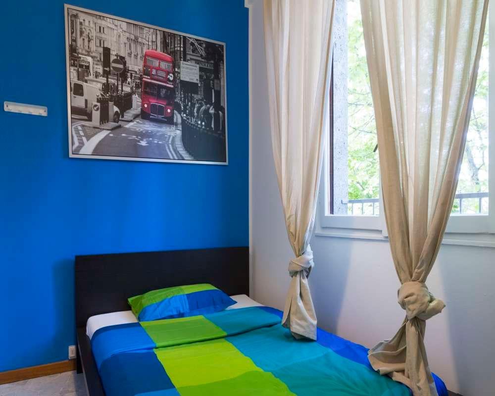 appartamento in affitto a Milano in zona Lorenteggio