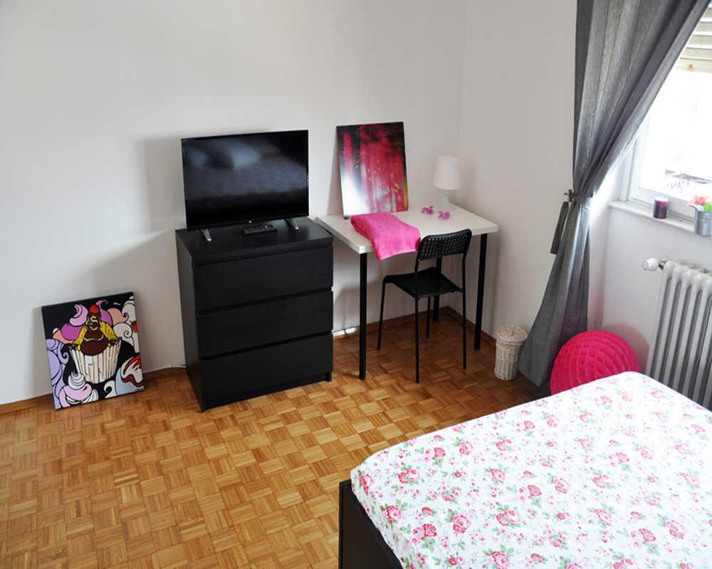 appartamento in affitto a Milano in zona Porta Genova