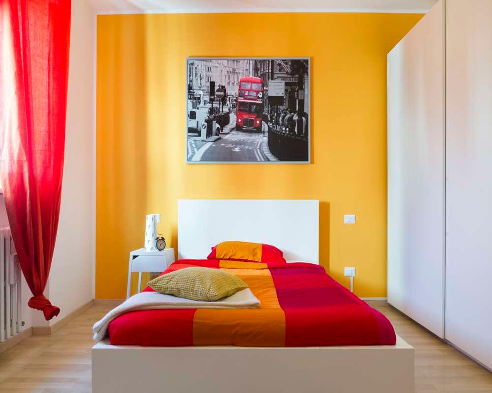 appartamento in affitto a Milano in zona Lorenteggio