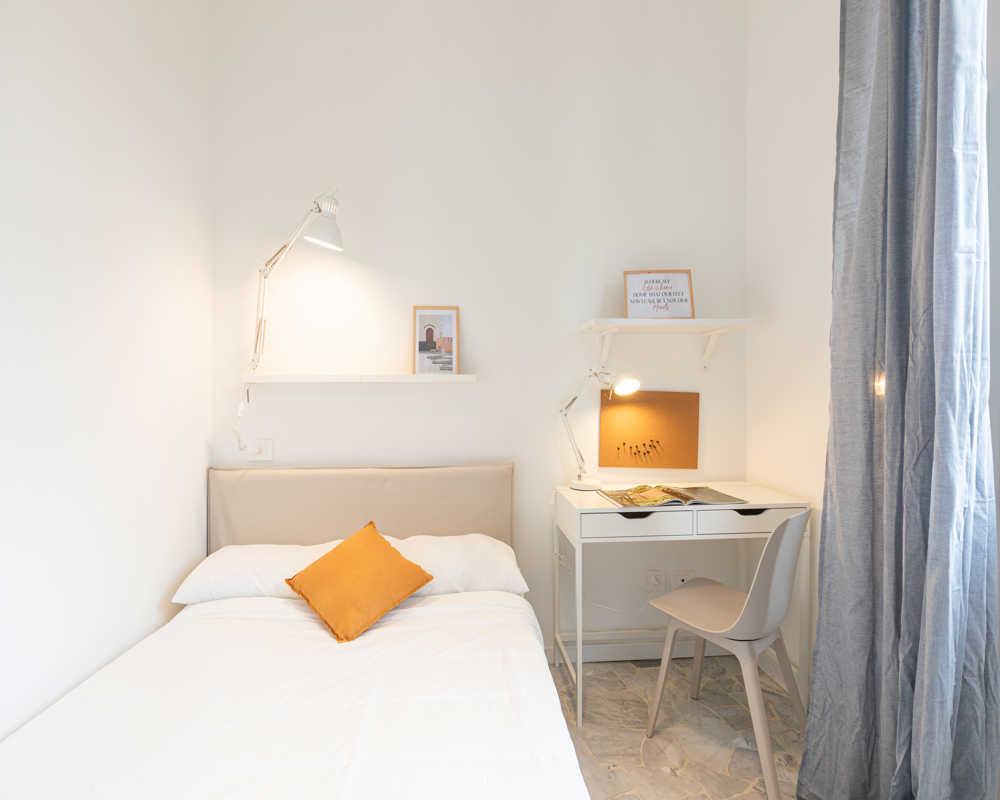 appartamento in affitto a Milano in zona Lorenteggio