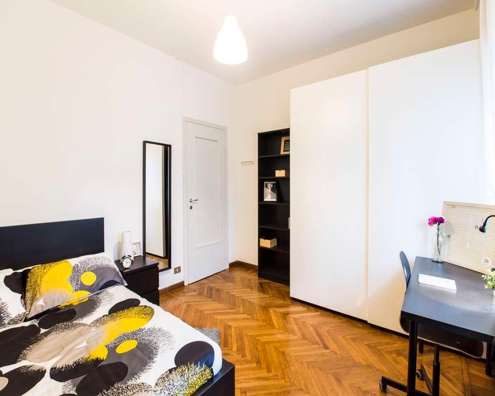 appartamento in affitto a Milano in zona Lorenteggio
