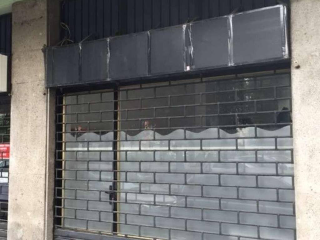 negozio in affitto a Milano in zona Crescenzago