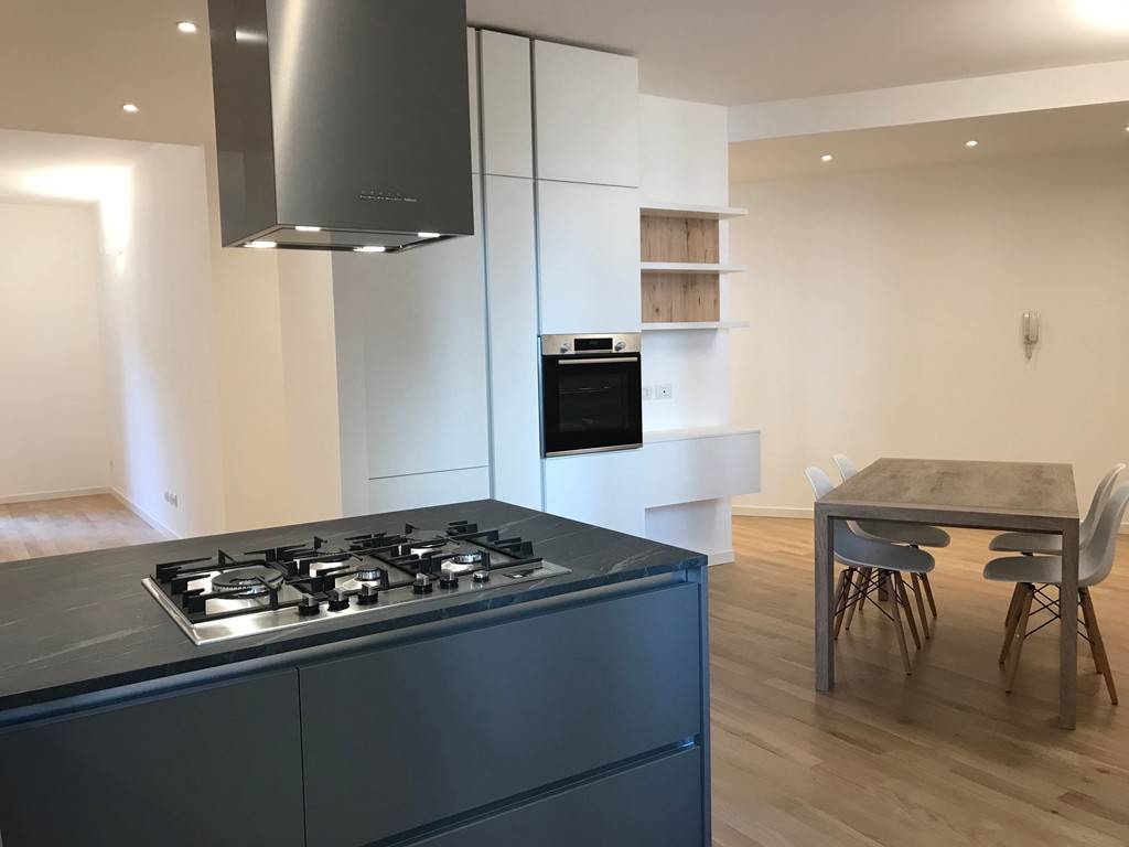 appartamento in affitto a Milano in zona Bullona