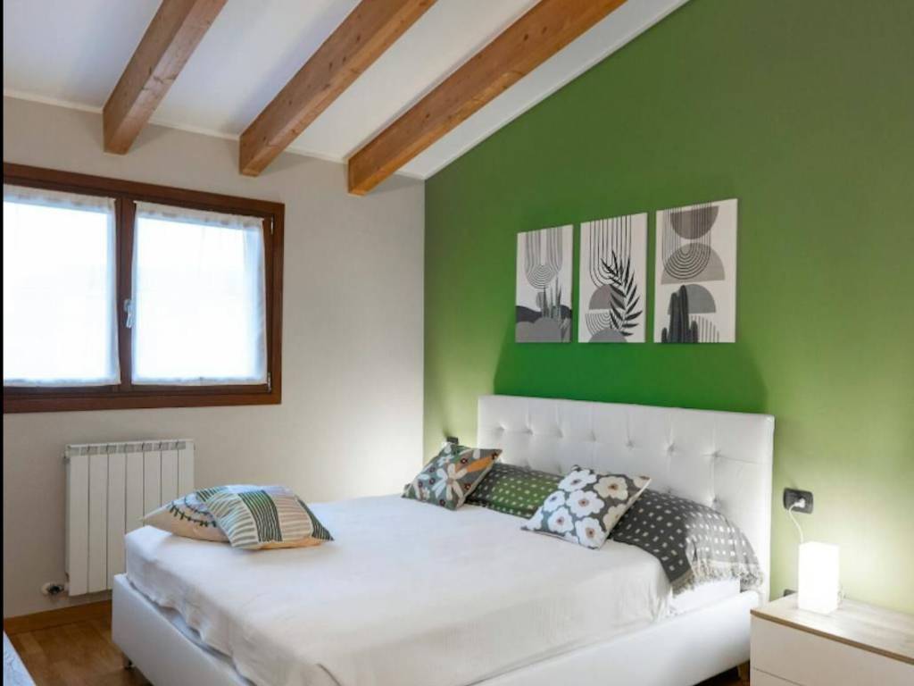 appartamento in affitto a Milano in zona Famagosta
