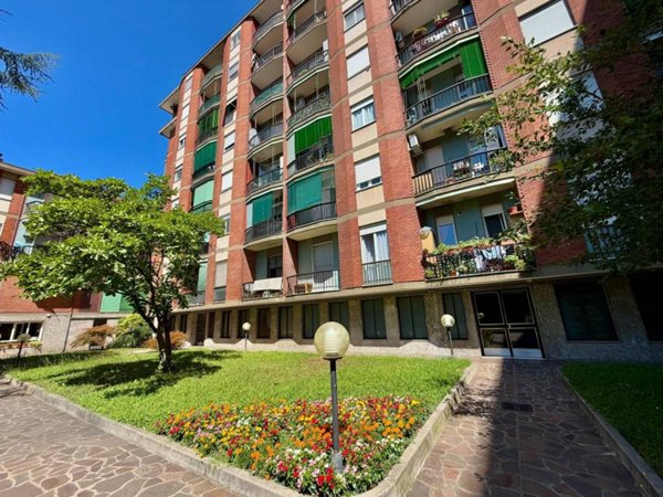 appartamento in affitto a Milano in zona Precotto