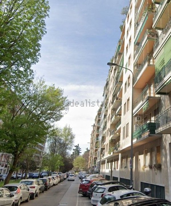 appartamento in affitto a Milano in zona Lorenteggio