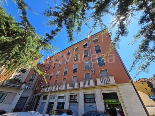 appartamento in affitto a Milano in zona Baggio