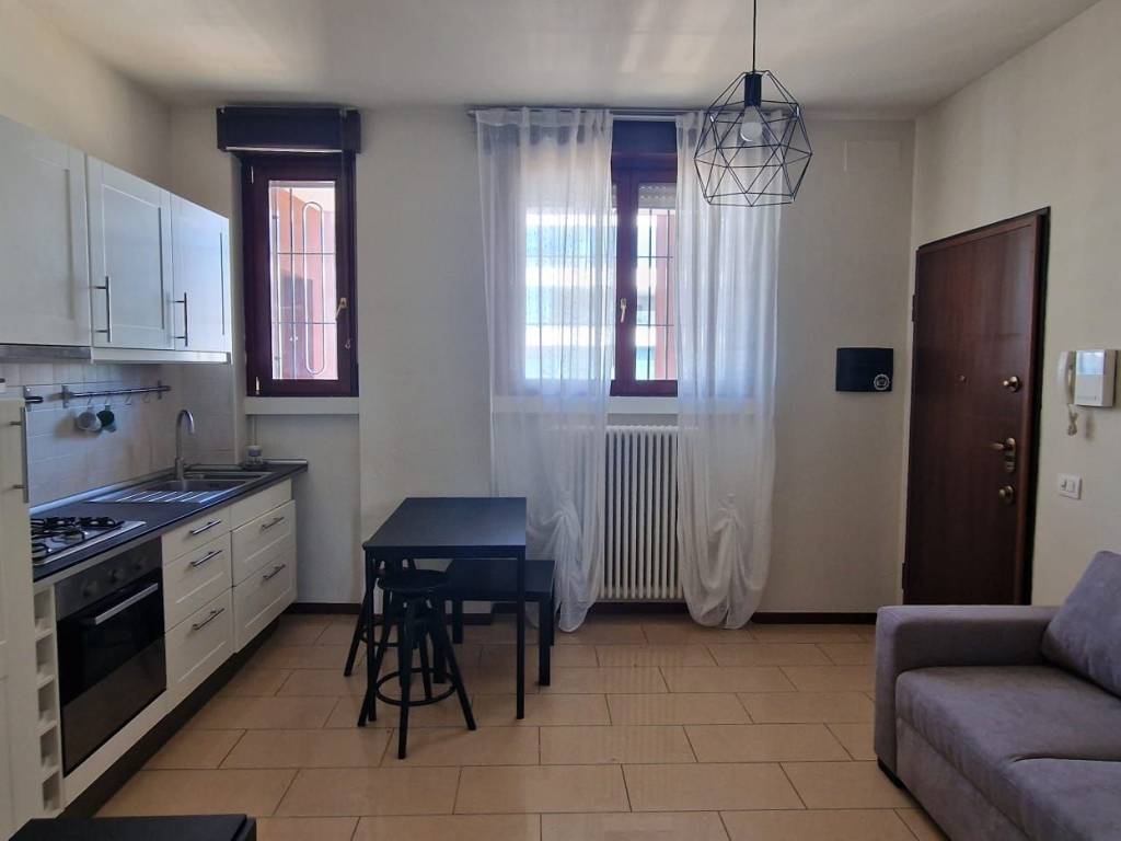 appartamento in affitto a Milano in zona Corvetto