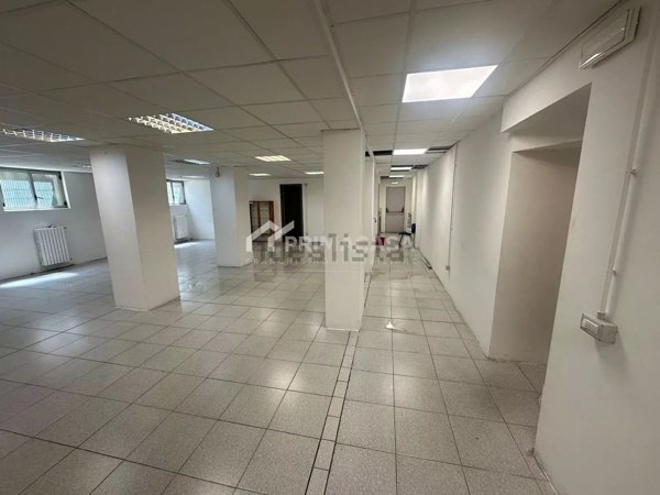 negozio in affitto a Milano in zona Vigentino