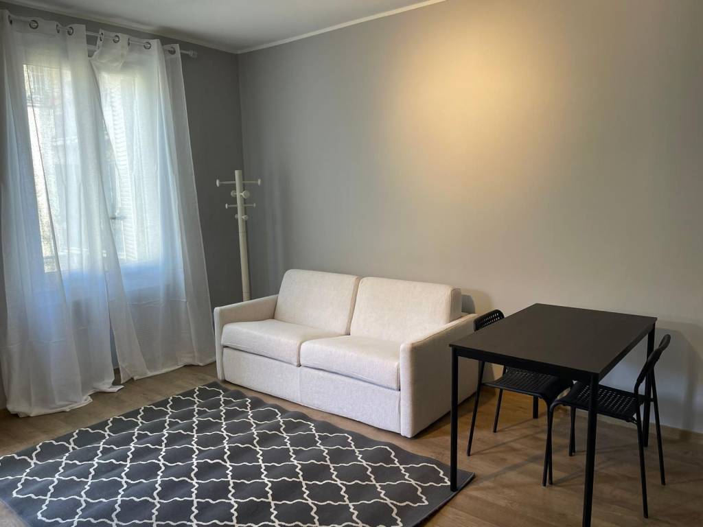 appartamento in affitto a Milano in zona Centro Direzionale