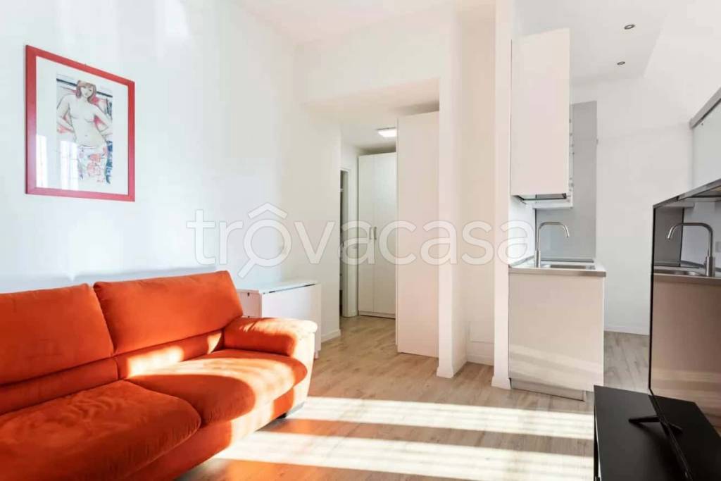appartamento in affitto a Milano in zona Piazzale Lodi