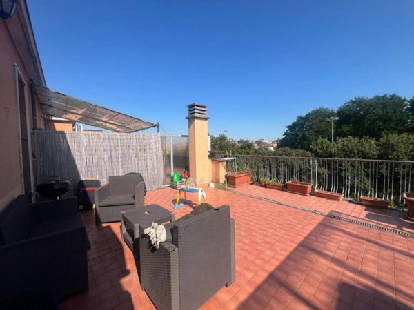 appartamento in affitto a Milano in zona Baggio