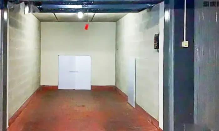 negozio in affitto a Milano