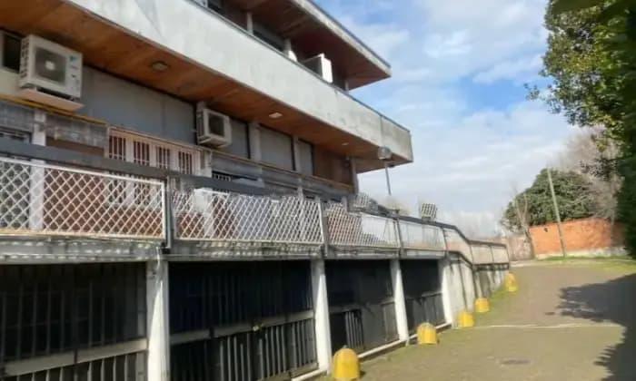 appartamento in affitto a Milano in zona Famagosta