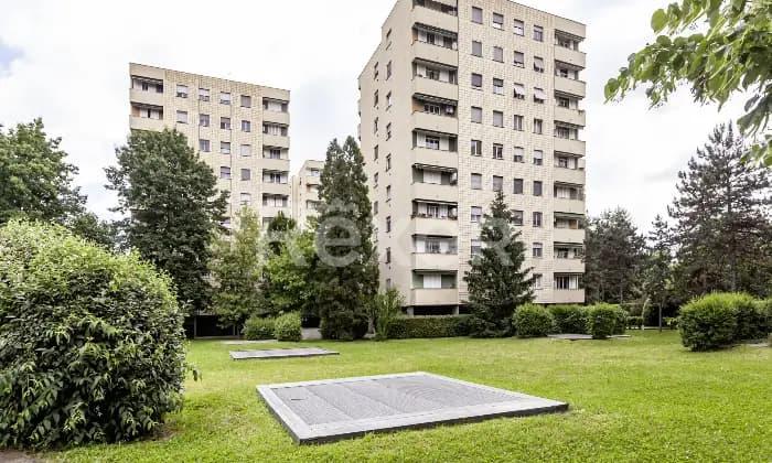 appartamento in affitto a Milano in zona QT8