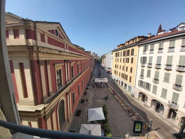 appartamento in affitto a Milano in zona Sant'Ambrogio