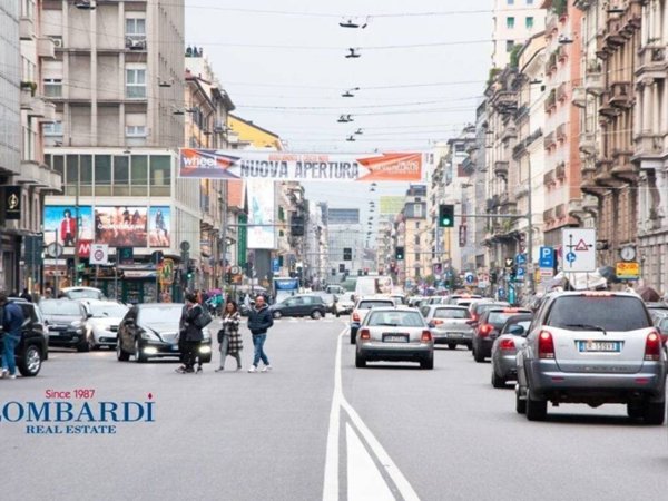 negozio in affitto a Milano in zona Centro Direzionale