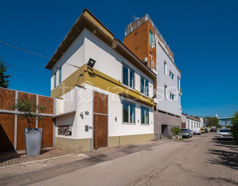 appartamento in affitto a Milano in zona Bovisa
