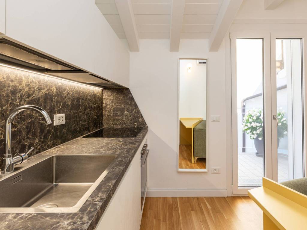 appartamento in affitto a Milano in zona Isola