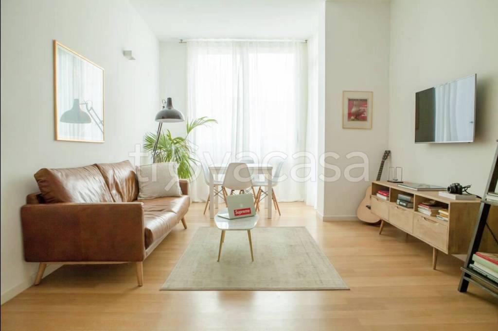 appartamento in affitto a Milano