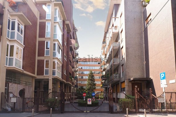 ufficio in affitto a Milano