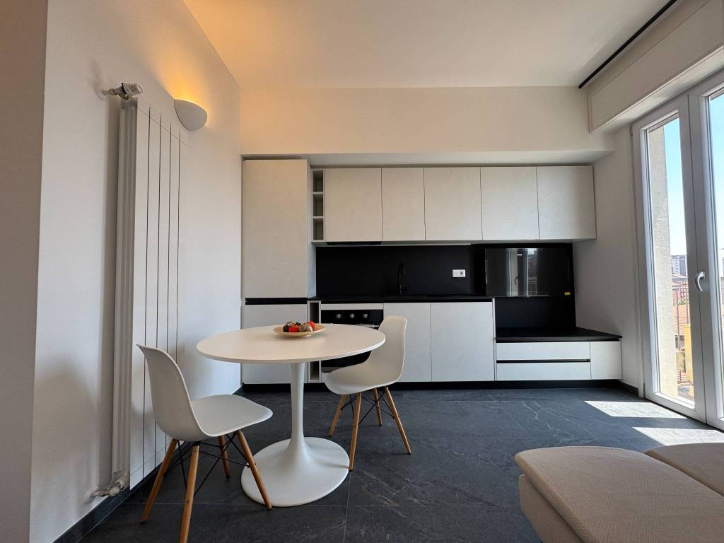 appartamento in affitto a Milano in zona Famagosta