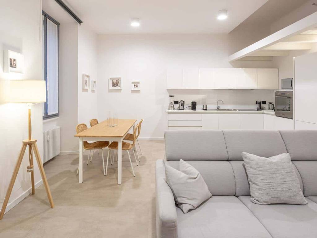 appartamento in affitto a Milano in zona Sant'Ambrogio