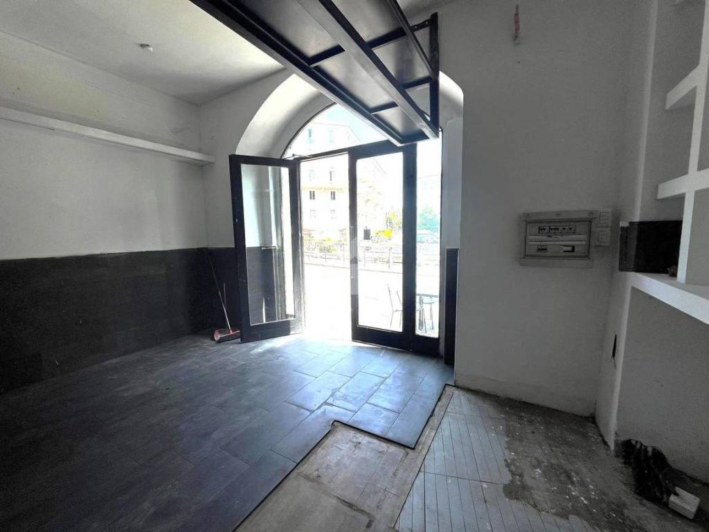 negozio in affitto a Milano