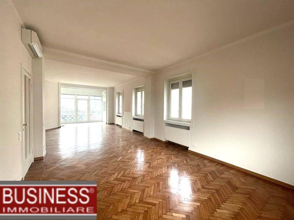 appartamento in affitto a Milano in zona Centro Direzionale