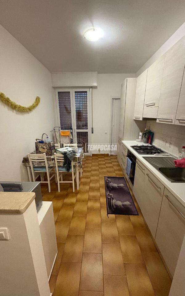 negozio in affitto a Milano in zona Niguarda