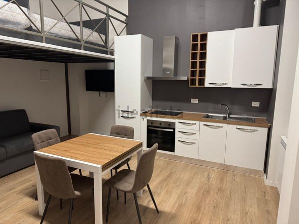 appartamento in affitto a Milano in zona Piazzale Lodi