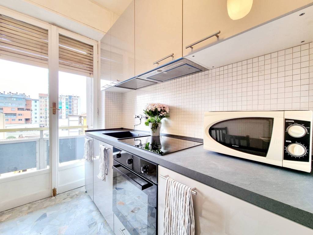 appartamento in affitto a Milano in zona Famagosta