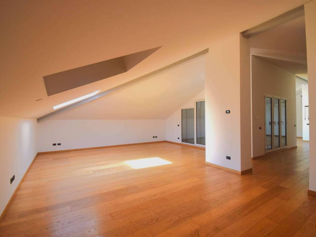 intera palazzina in affitto a Milano in zona Porta Venezia