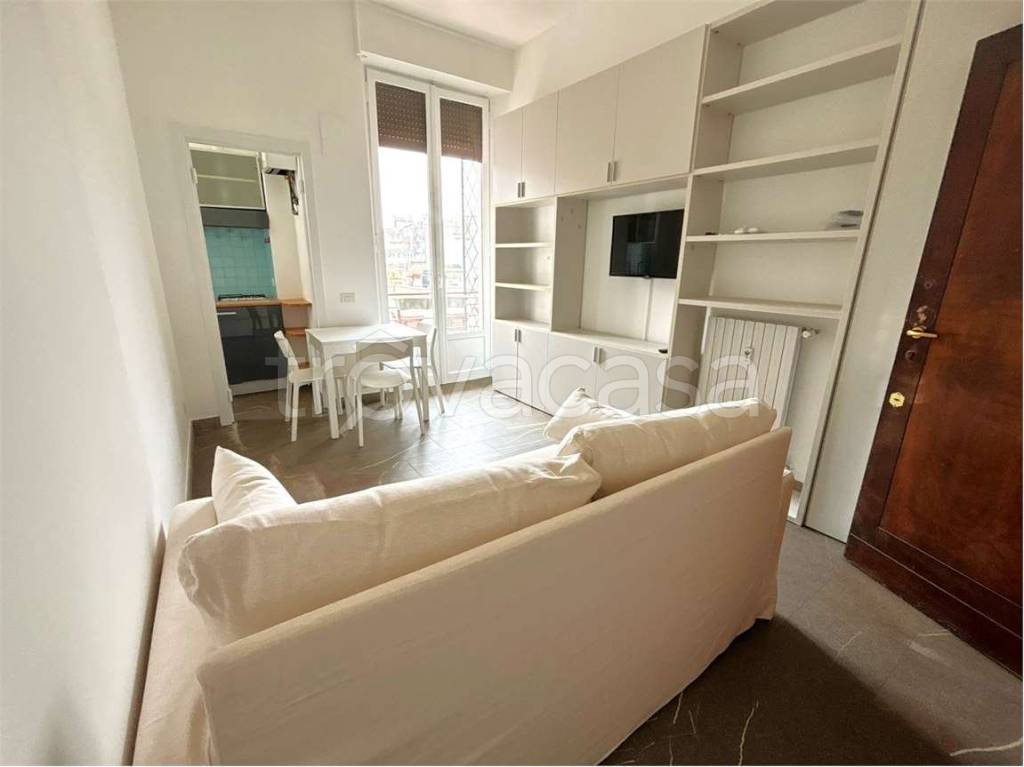 appartamento in affitto a Milano in zona Centro Direzionale