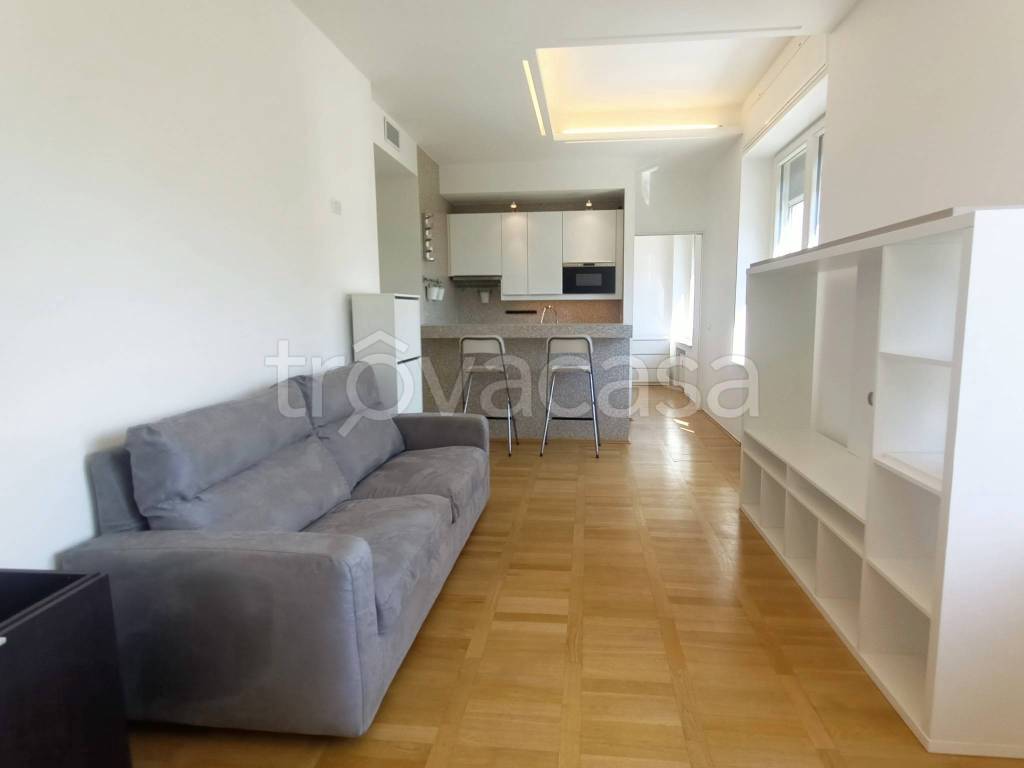 appartamento in affitto a Milano in zona Sant'Ambrogio