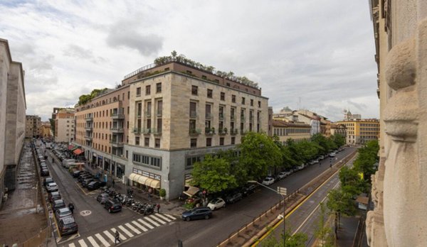 negozio in affitto a Milano in zona Guastalla