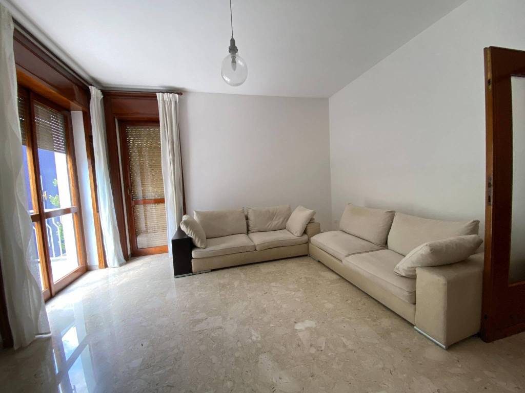 appartamento in affitto a Milano in zona Trenno