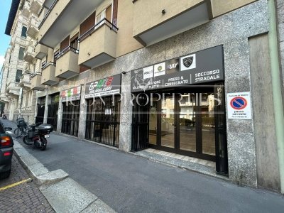 negozio in affitto a Milano